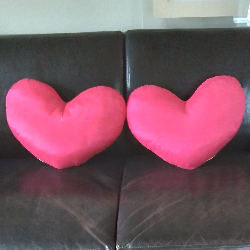 Pair of Lg Fuchsia Hot Pink Satin Heart Pillows 17" W x 12" L x 6" - Picture 5 of 5